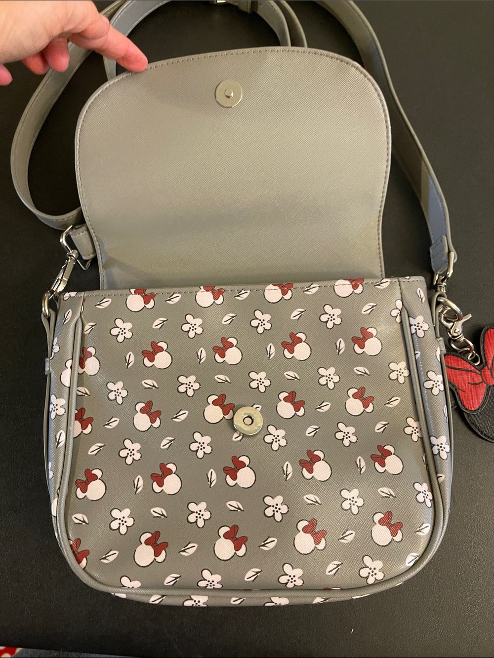Loungefly Disney Gray Minnie Mouse Floral Crossbody with Minnie Charm - Picture 4 of 14